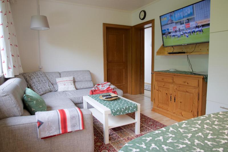 Two-Bedroom Apartment with 2 Bathrooms  image 3