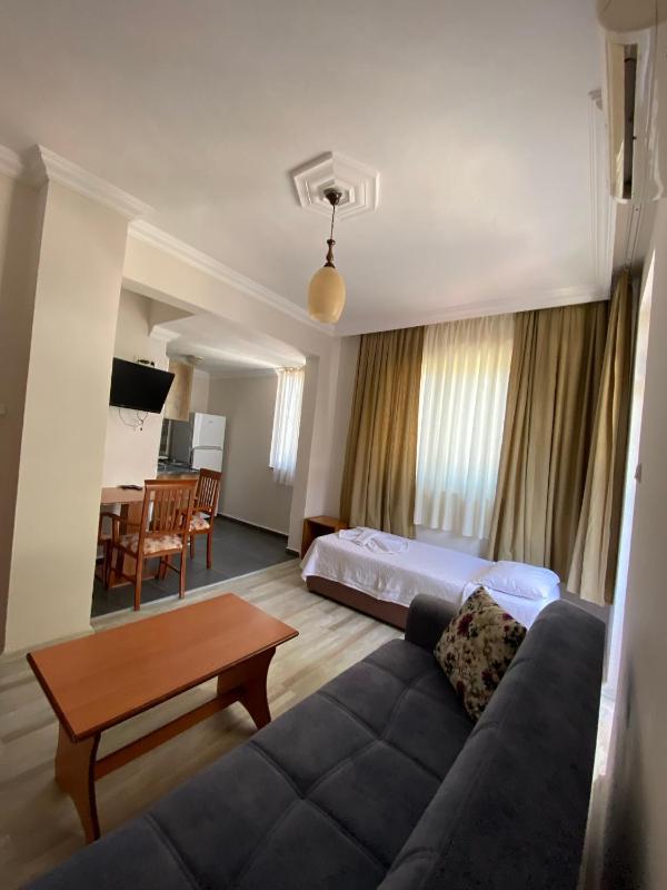 One-Bedroom Apartment (3 Adults) image 2
