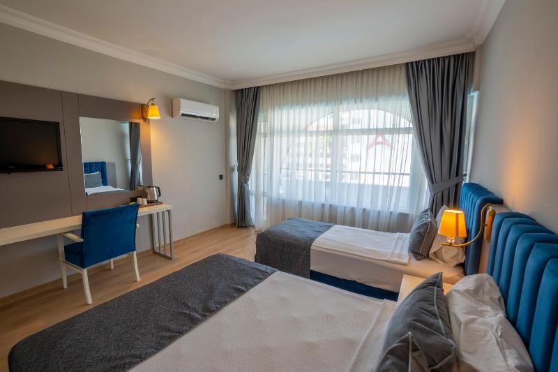 Standard Single Room image 3