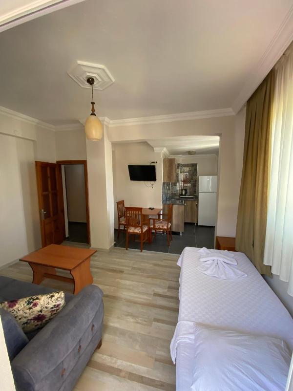 One-Bedroom Apartment (4 Adults) image 3