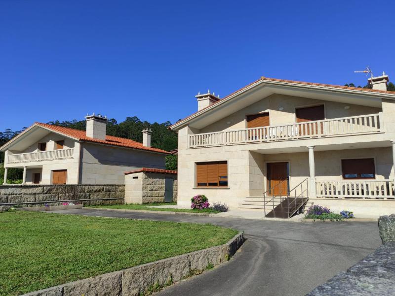 Chalets Tito Gómez Meis Images