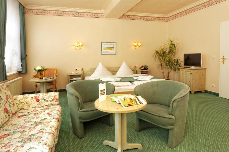 Double Room image 2