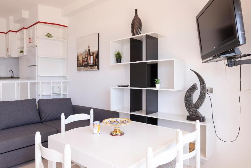 Apartamentos Miramar Playa - image 20