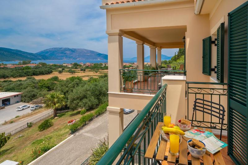 Apartment with Sea View image 4