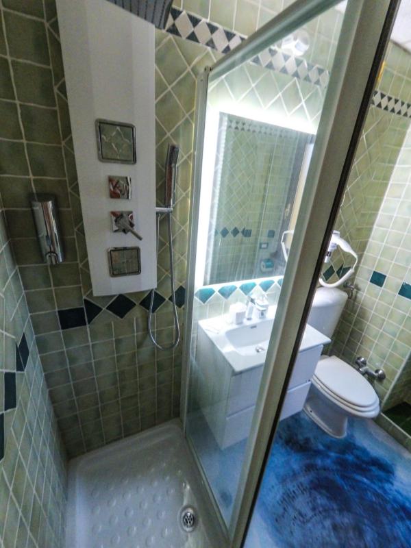 Executive Suite image 4