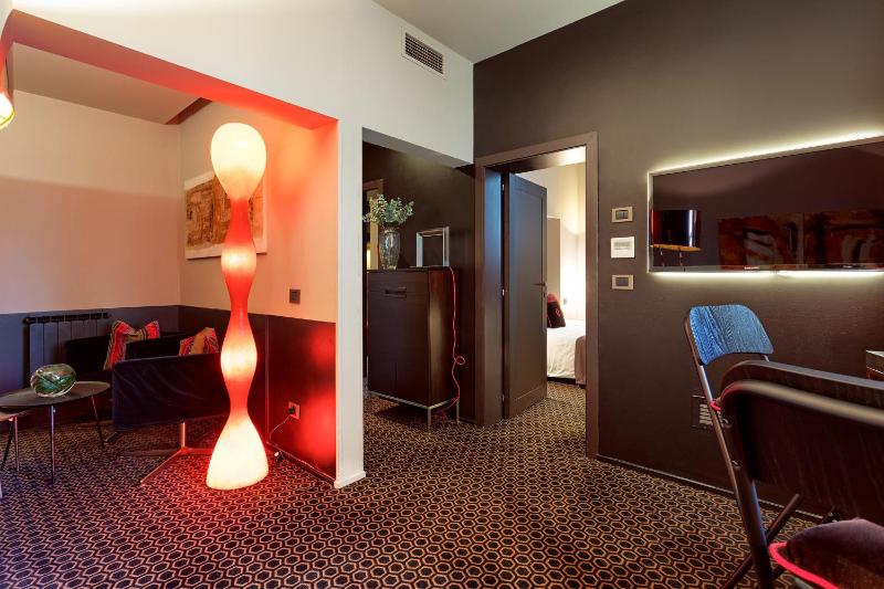 Deluxe Apartment image 4