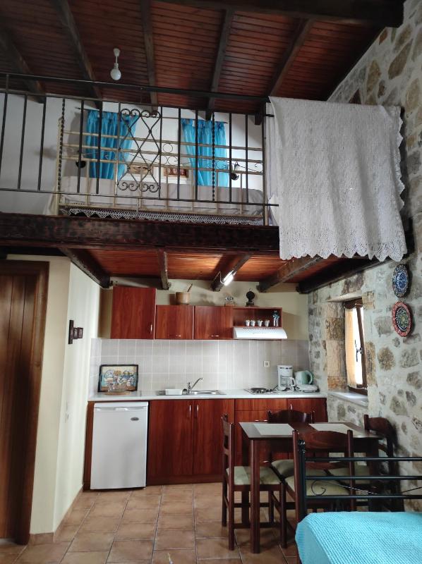 Epavli Veneti - image 12