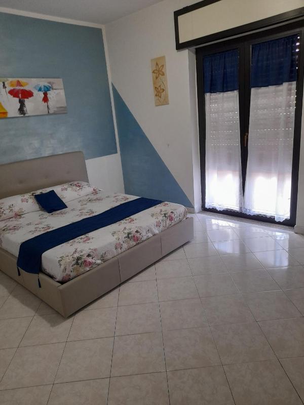 Double Room with Balcony image 4