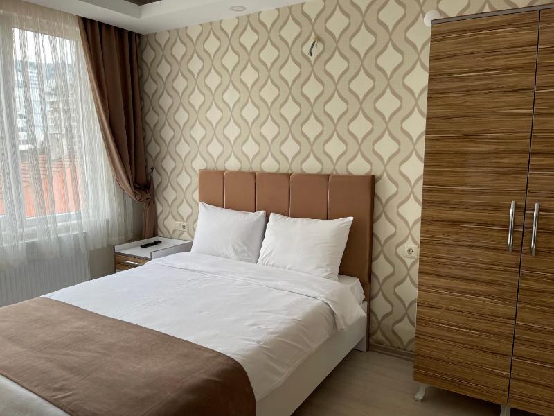 Double Room image 2
