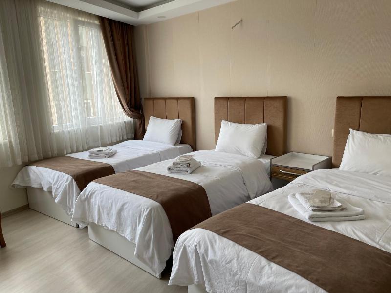 Triple Room image 1