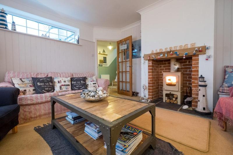 69 Saxmundham Road - image 16