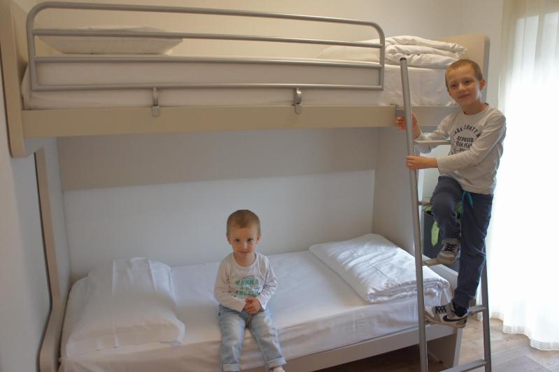 Quadruple Room with Private Bathroom image 3