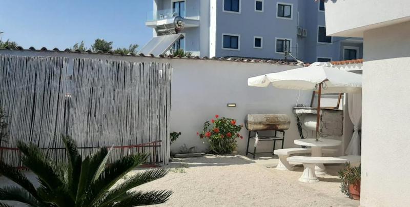 Three-Bedroom House image 2