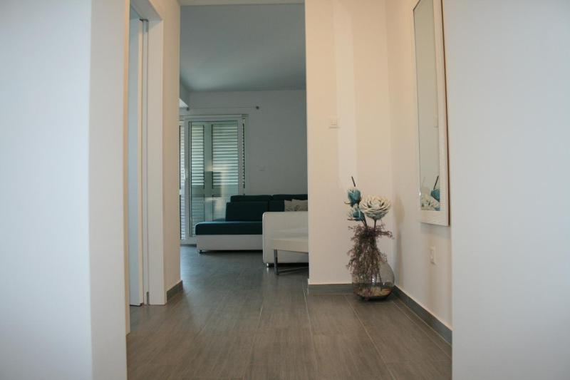 White Anchor - image 12