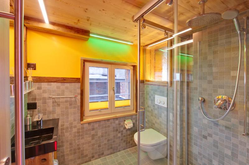 Chalet (4 Adults) image 3
