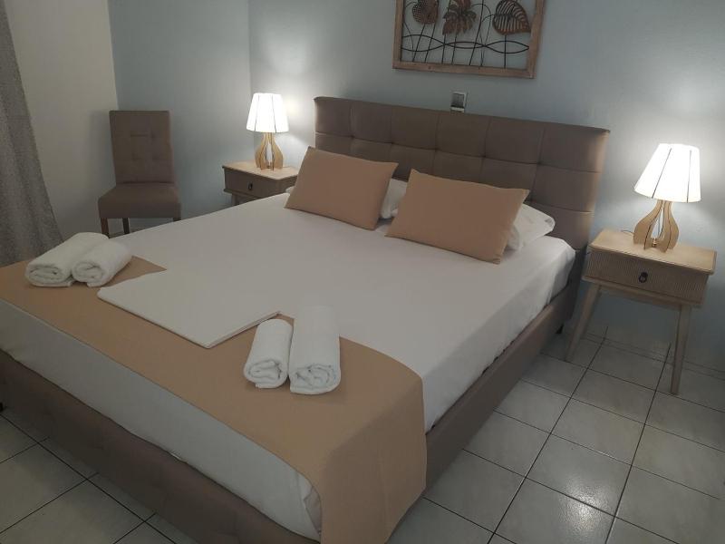 Double or Twin Room with Sea View image 1