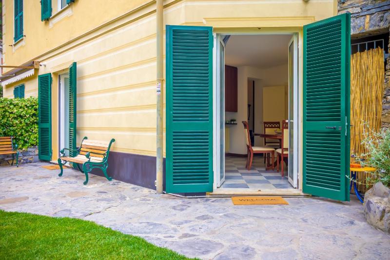 CASA CLAUDIA Relax con Patio e Parcheggio - image 20