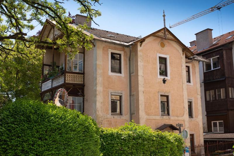 Apartment with Mountain View image 4