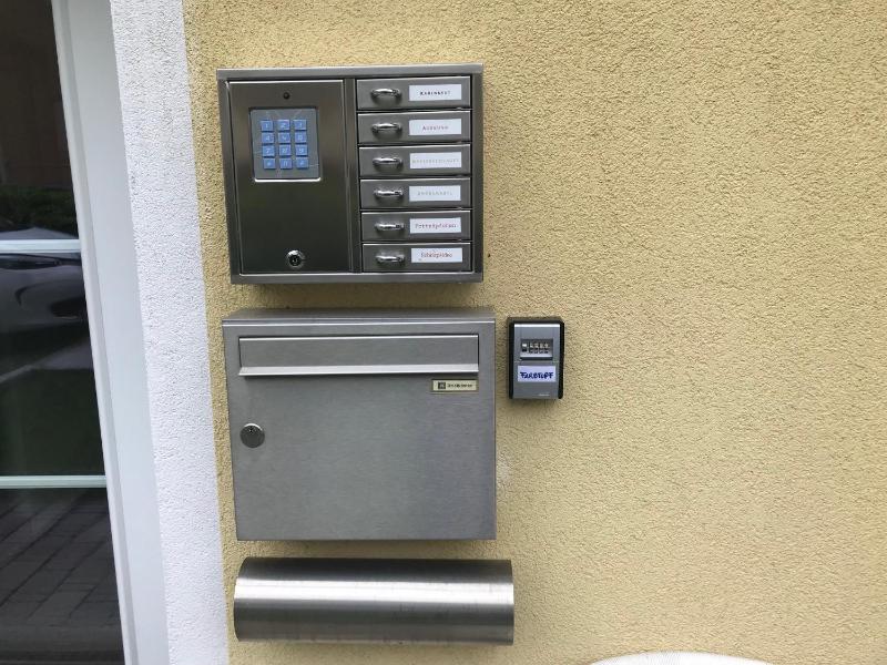 Apartment with Mountain View image 2