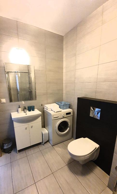 One-Bedroom Apartment with Balcony image 4
