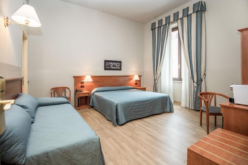 Triple Room image 1