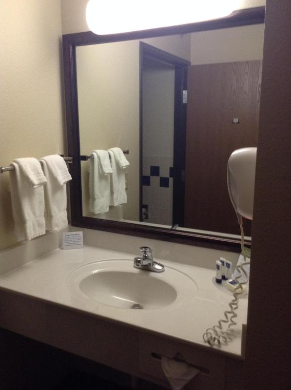 King Room - Non-Smoking image 1
