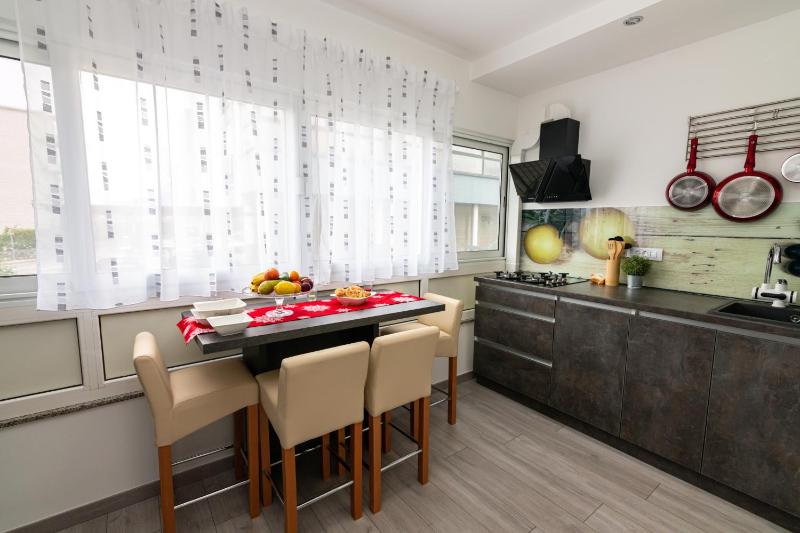 APARTMENT NEVERA - image 49