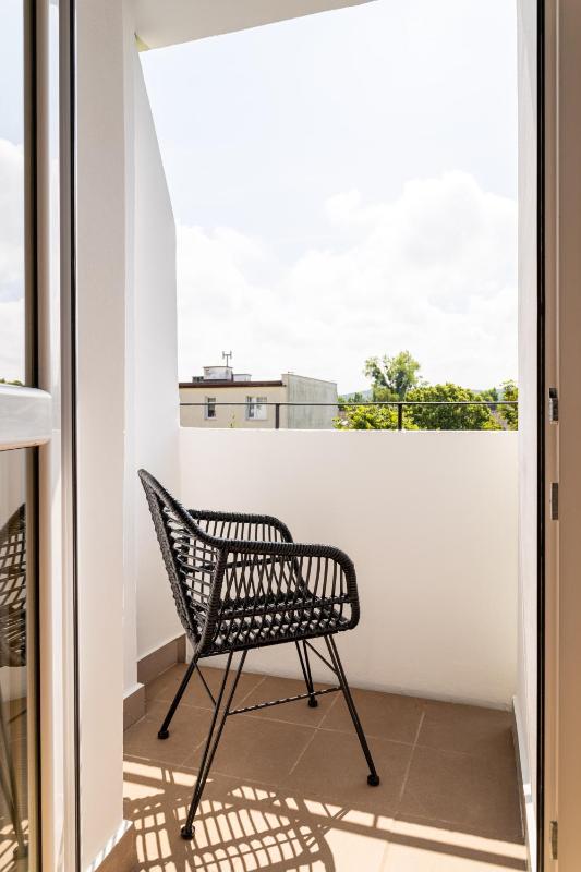 Sunny Victus Apartment near the Sopot Pier by Noclegi Renters - image 5