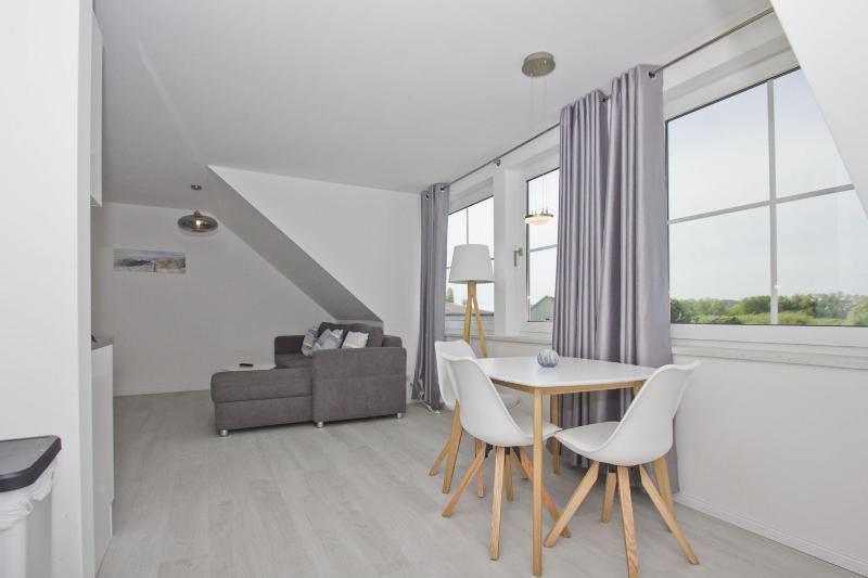 Haus Inselwind FeWo MEERstrand mit Schwimmbad und Saunanutzung im AHOI-Erlebnisbad Sellin - image 11