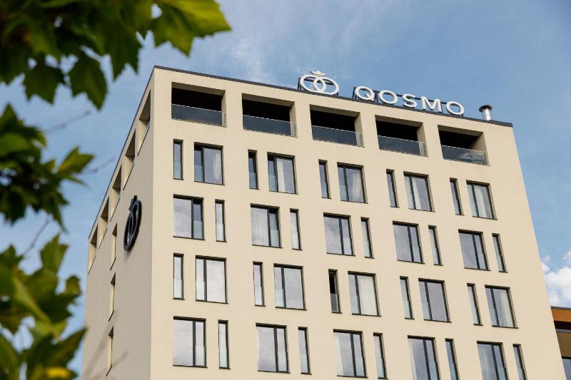 Qosmo Brasov Hotel - image 15