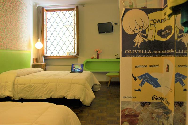 Standard Triple Room image 3