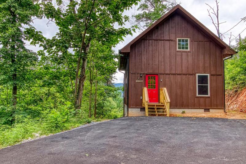Chalet image 2