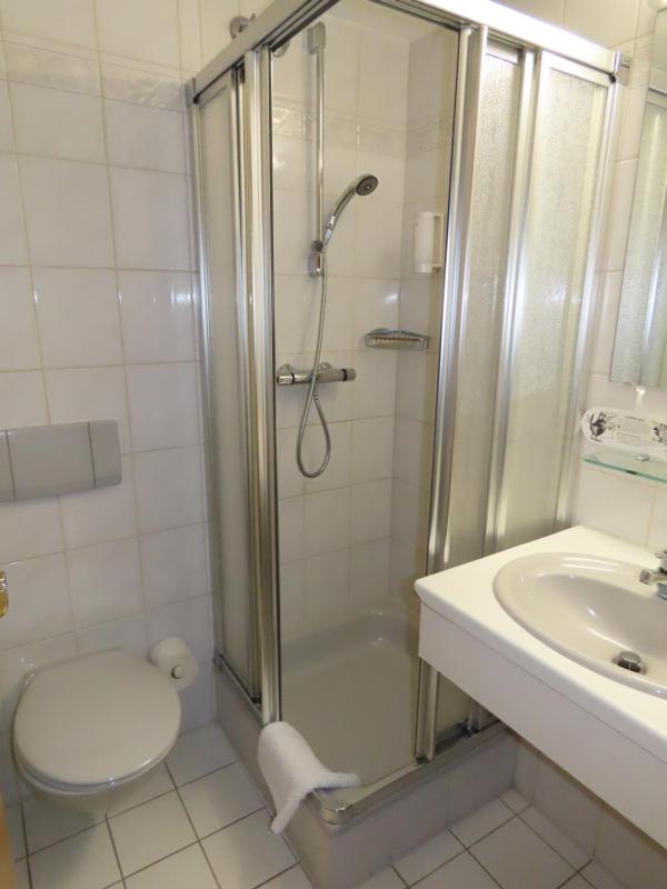 Classic Single Room image 2