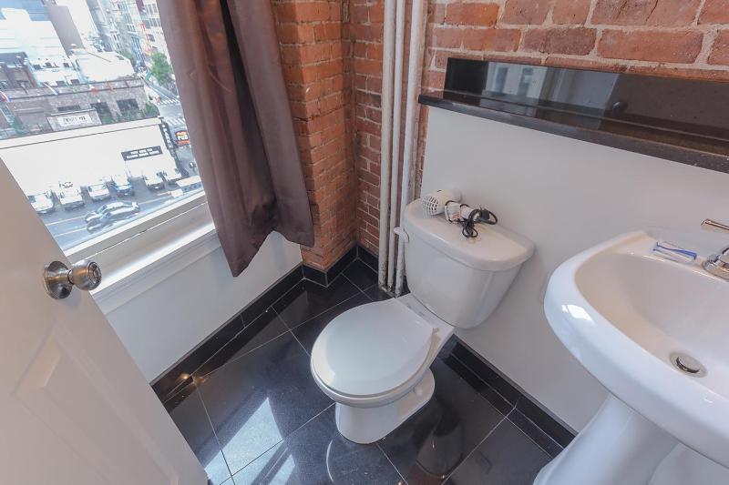 Studio Apartment image 4