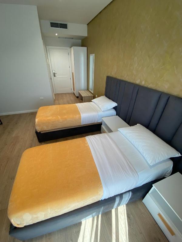 Double or Twin Room with Sea View and French Balcony image 4