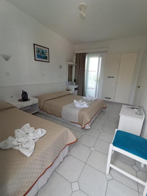 Triple Room image 1