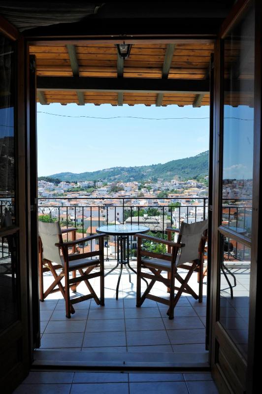 Stefanis House - image 22