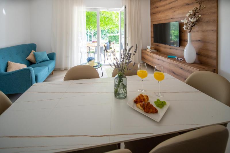 Garden apartment - image 15