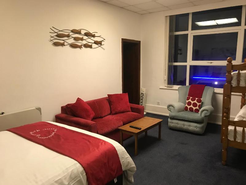 Standard Apartment image 3