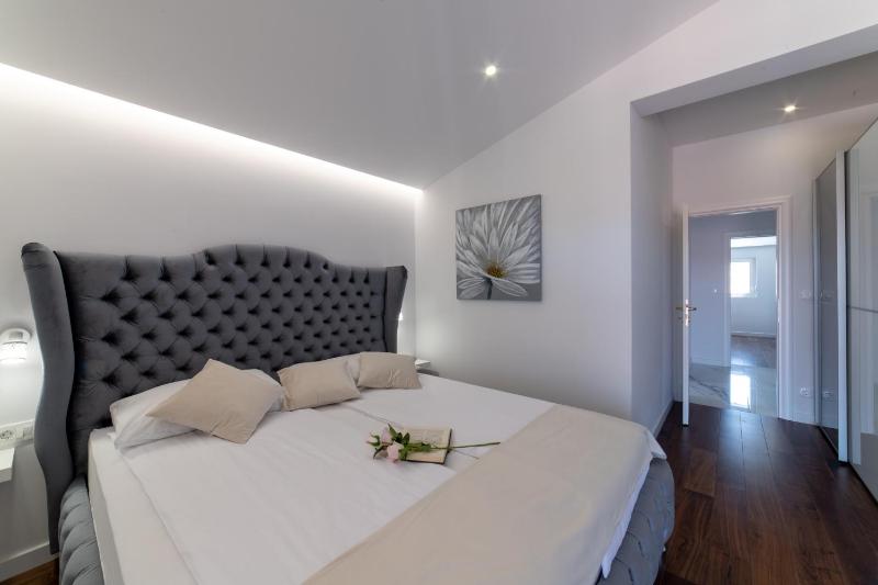 Penthouse Apartment image 3