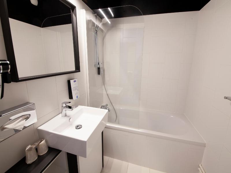 Kyriad Hotel Clermont Ferrand Centre - image 11