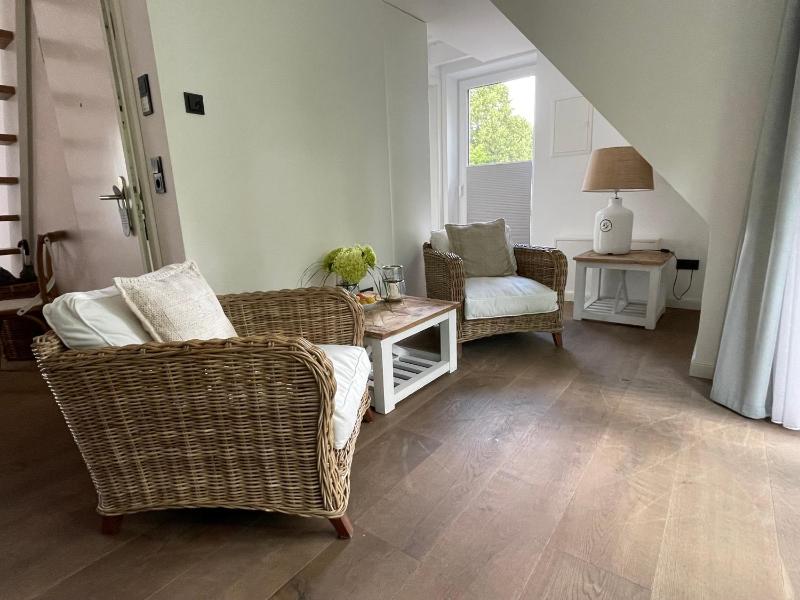 Boardinghouse Appartement im Obergeschoss mit Balkon und Parkblick image 2