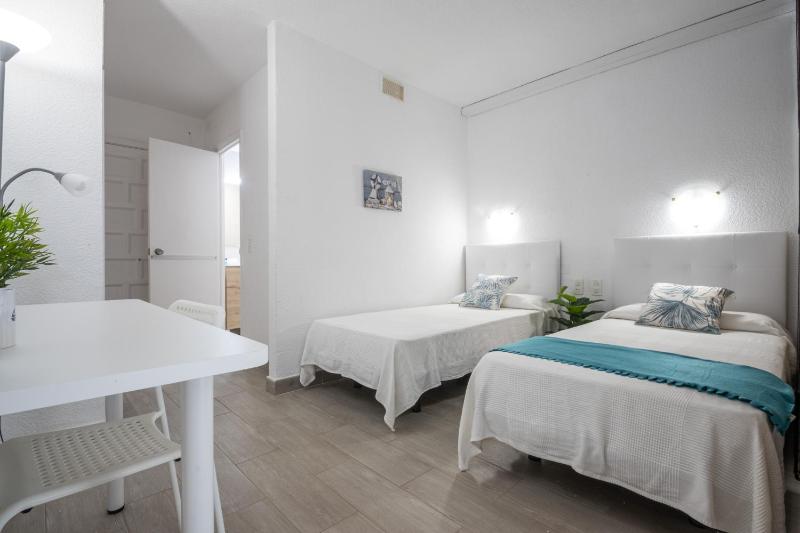 Bonito estudio renovado - image 8