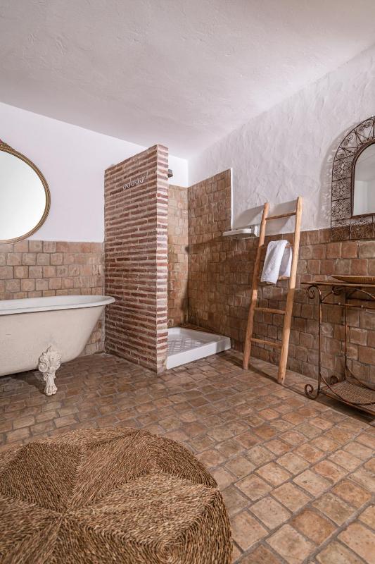 Eole Tarifa Rooms - image 19