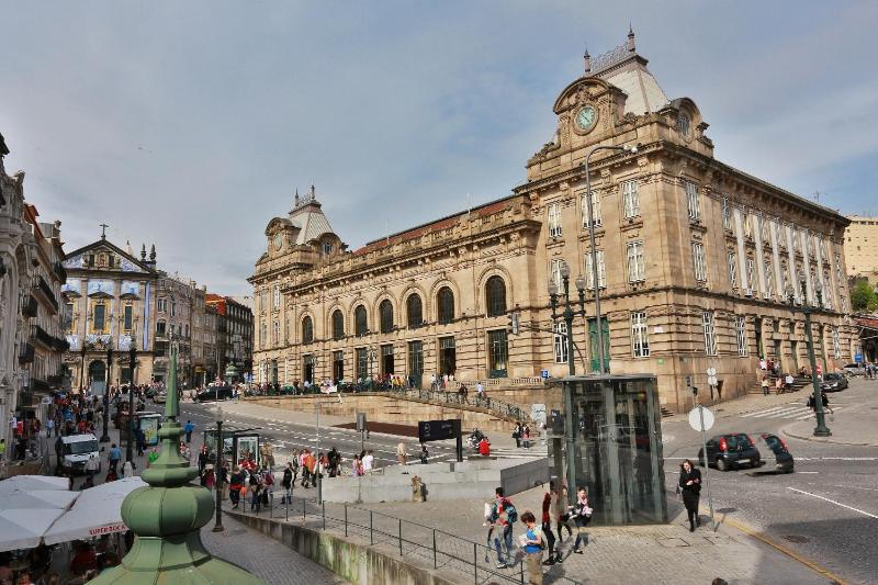 Studio with Terrace - Rua das Flores, nº 328 1º Andar image 2