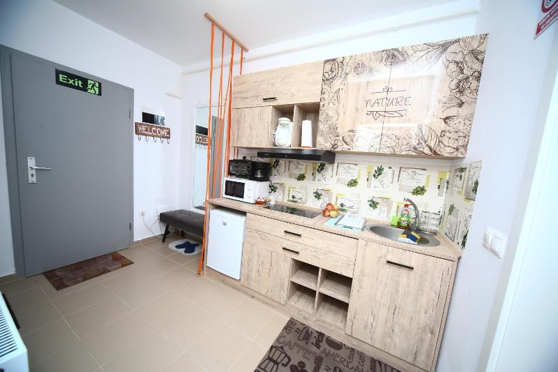 B&M Apartment - image 10