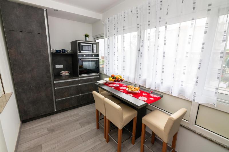 APARTMENT NEVERA - image 31
