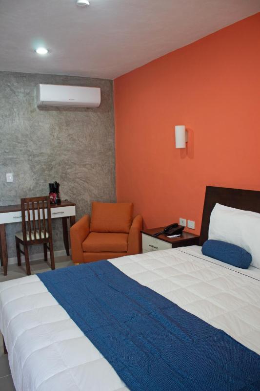 Hotel Las Monjas - image 13