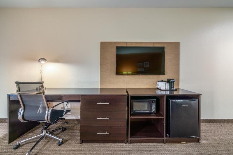 King Room image 4