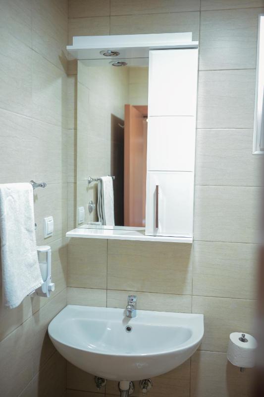 Bungalow image 3